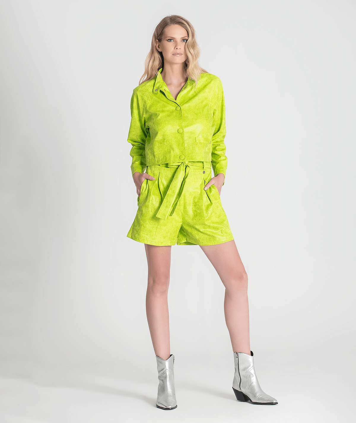 Jacket with front snaps 6229