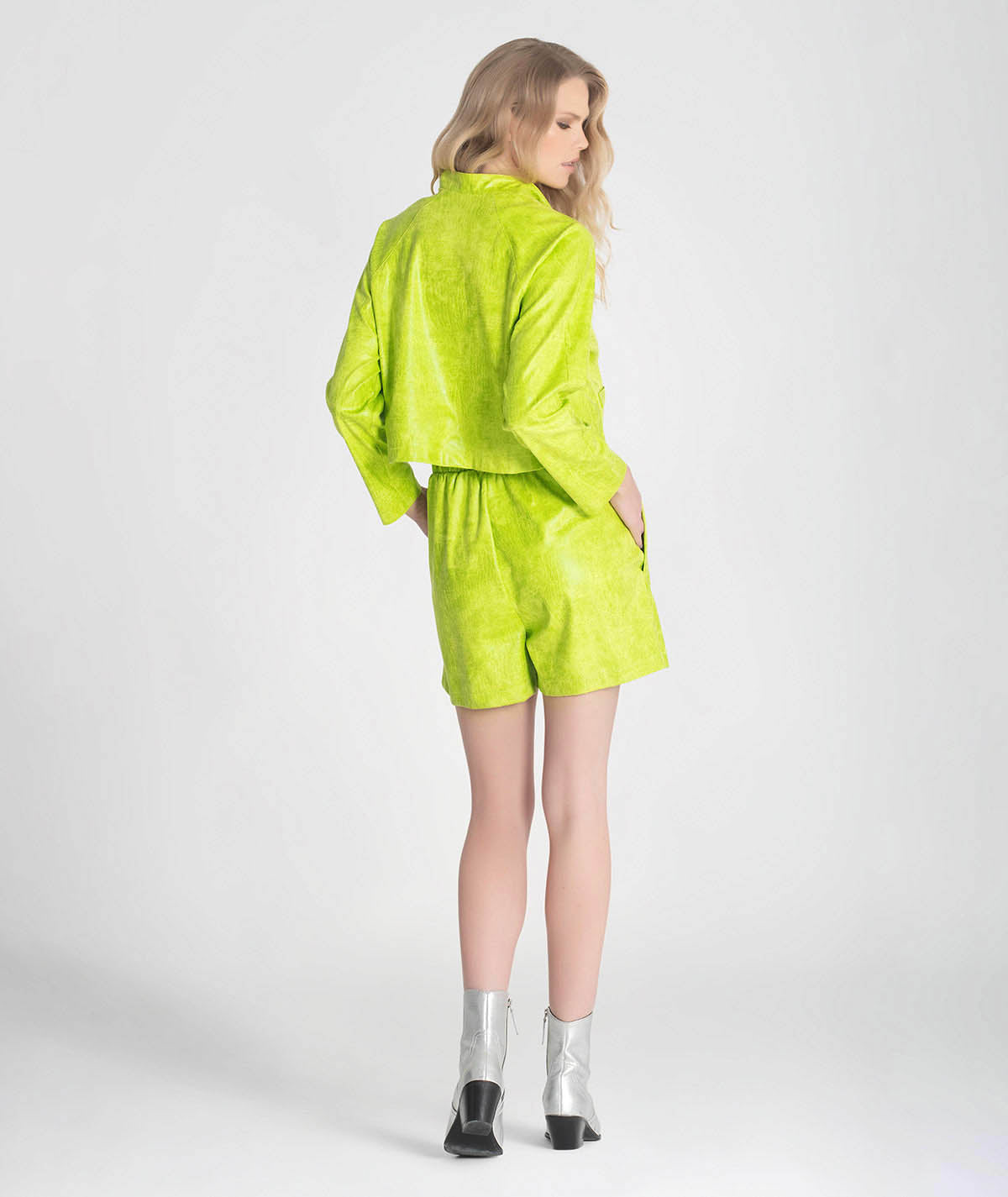 Jacket with front snaps 6229