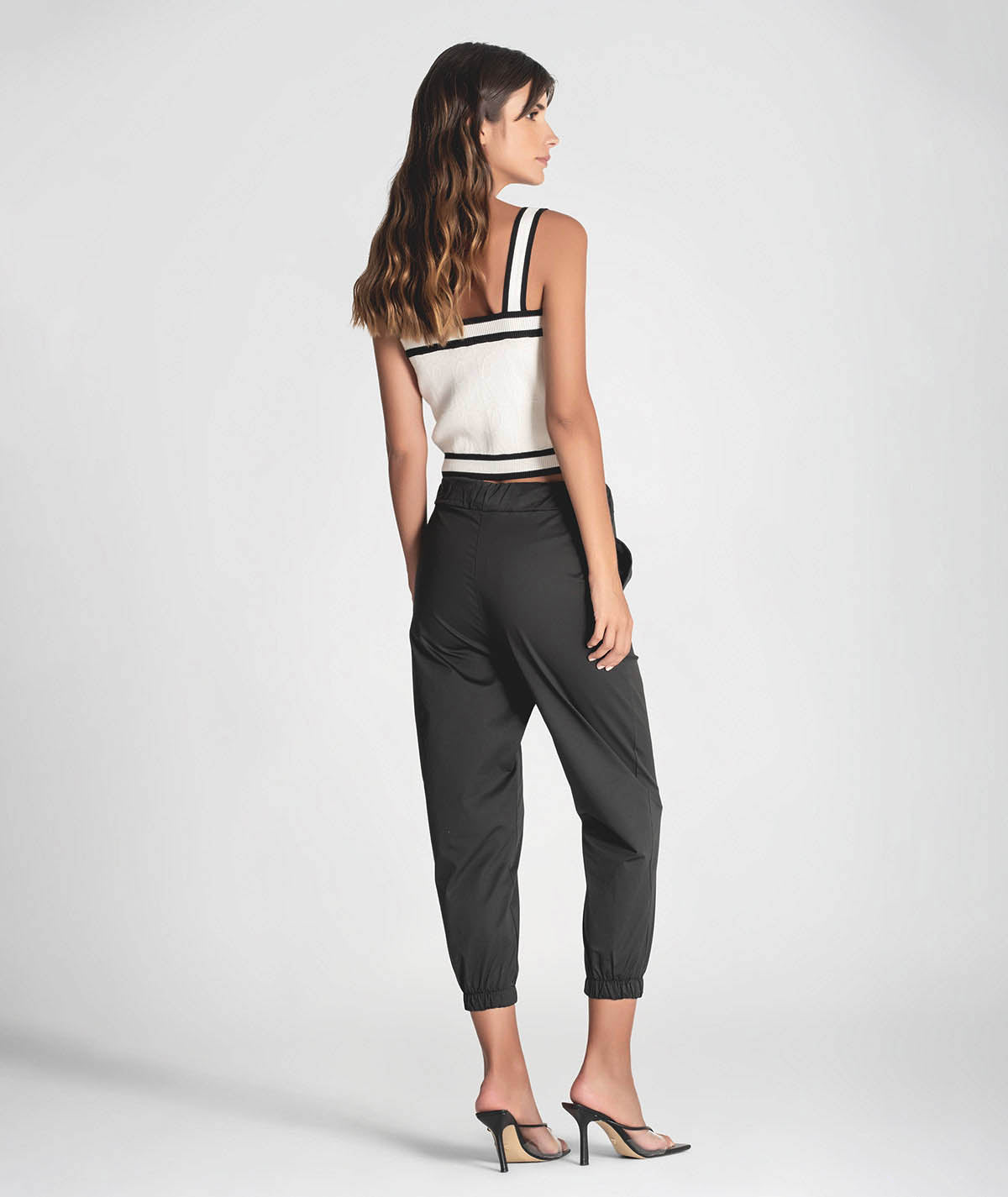 Calças jogger com cordão ajustável 6243