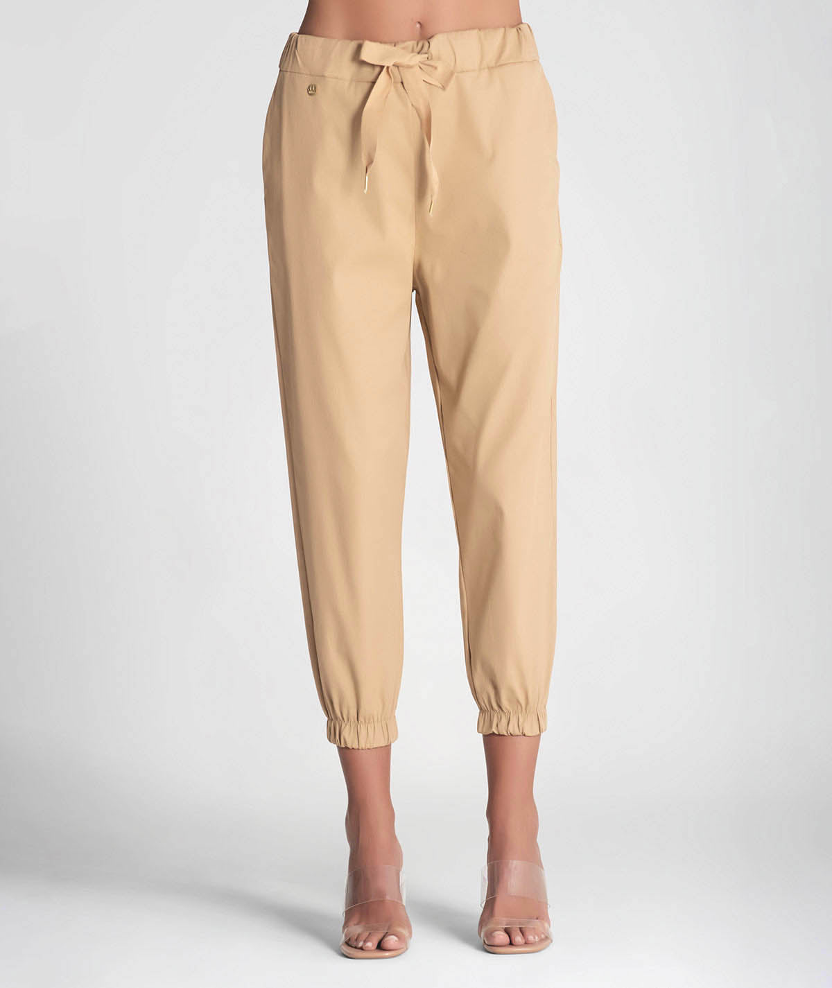 Calças jogger com cordão ajustável 6243