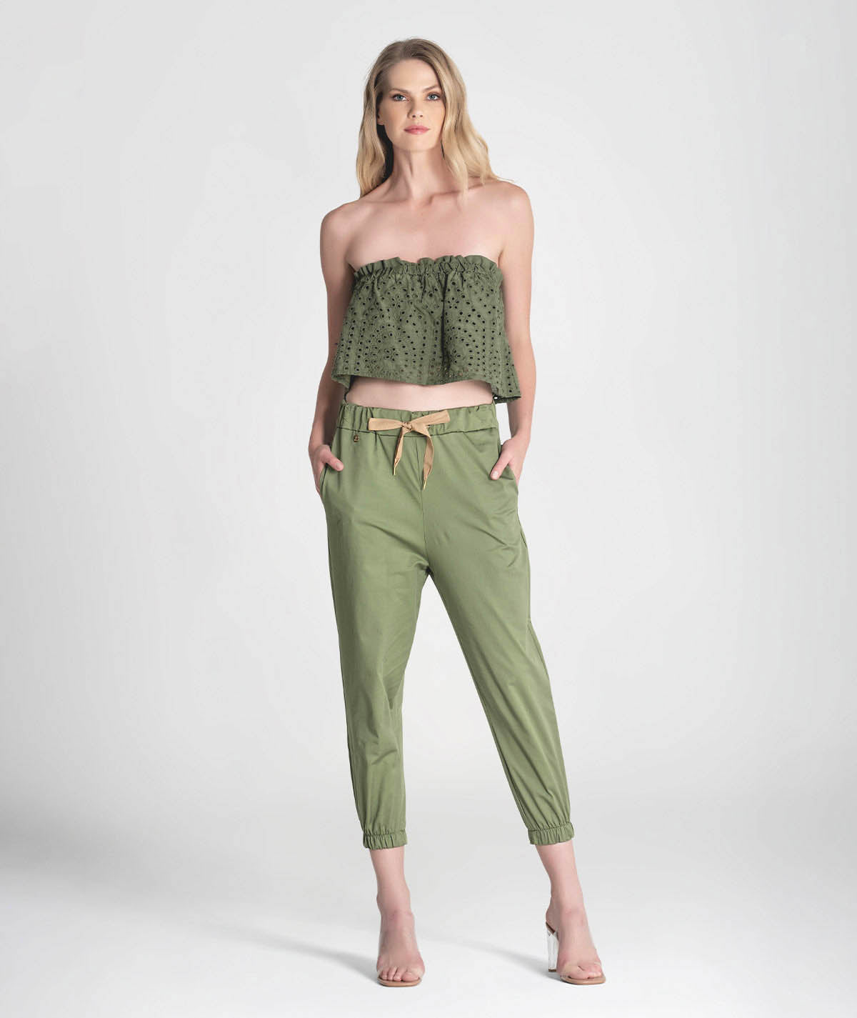 Calças jogger com cordão ajustável 6243