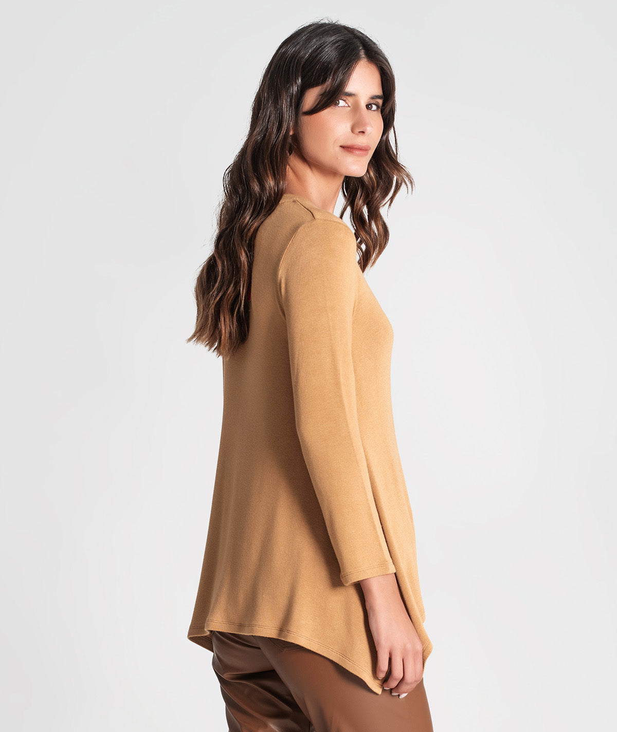 Camisola decote em v assimétrica 6297