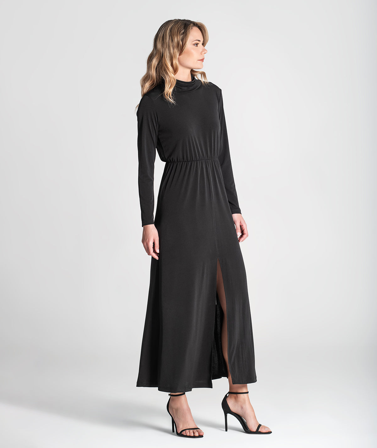 Vestido gola alta 6309