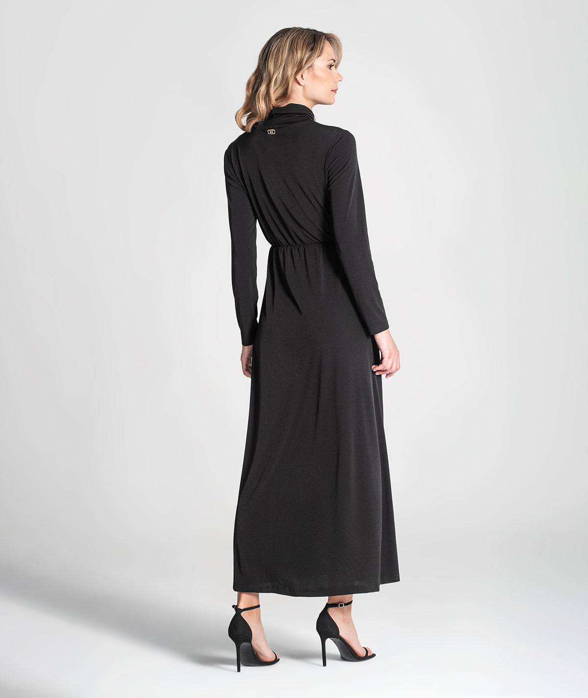 Vestido gola alta 6309
