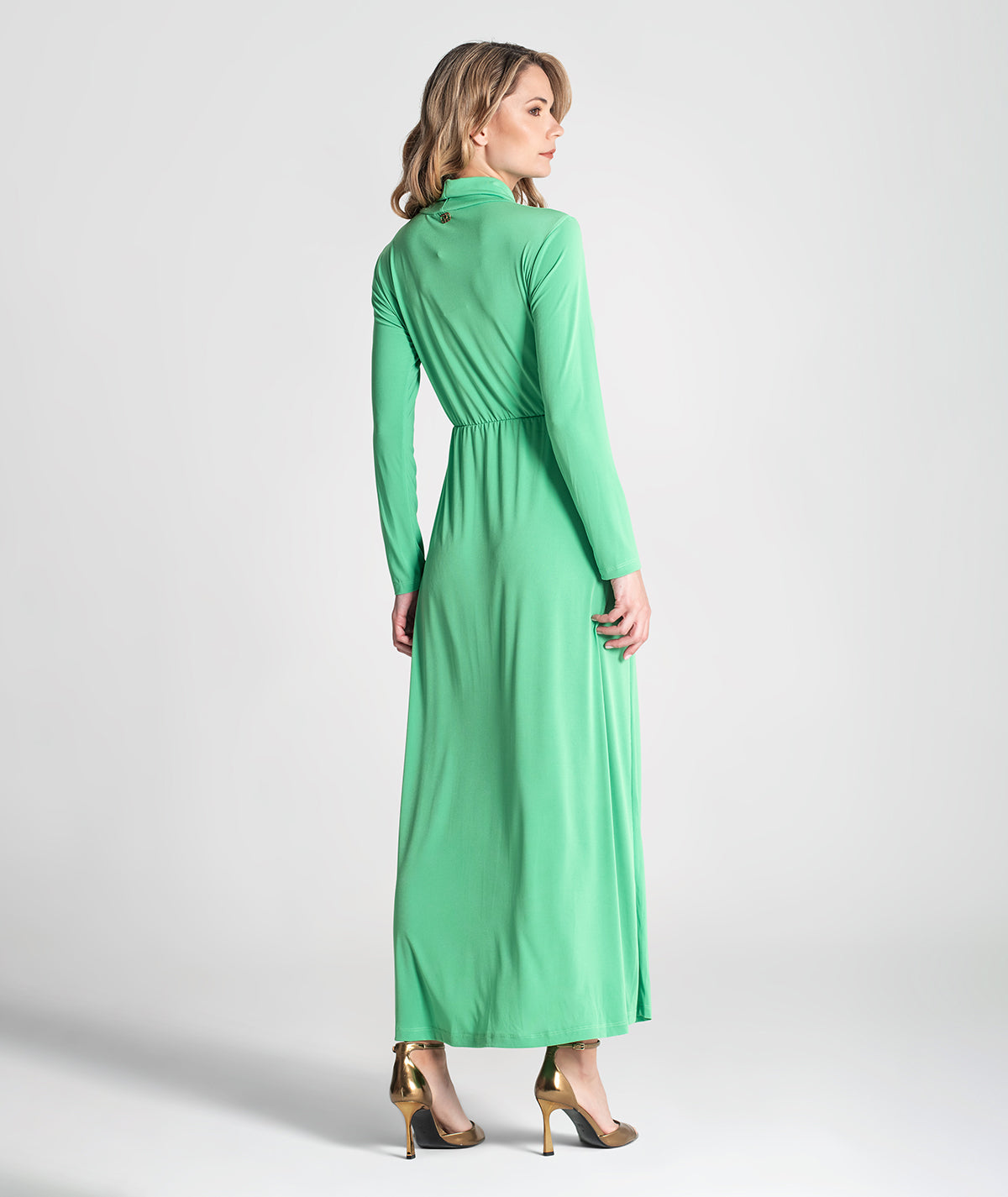 Vestido gola alta 6309
