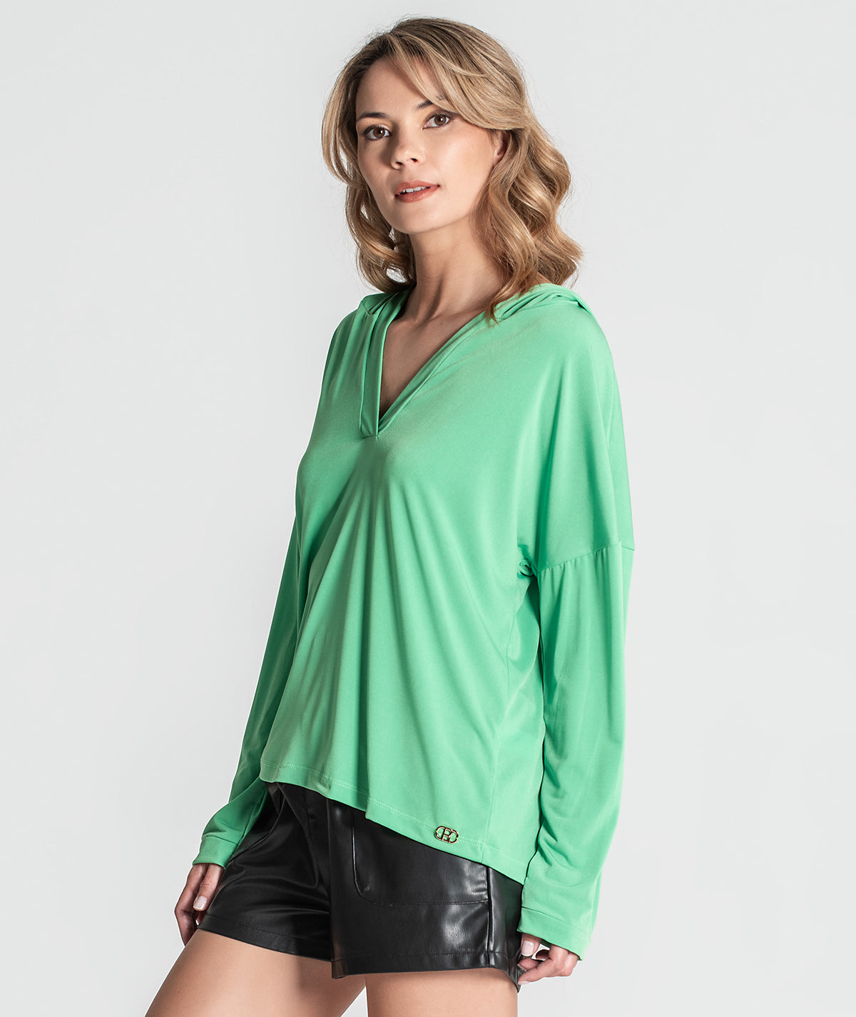 Blusa com capucho 6311