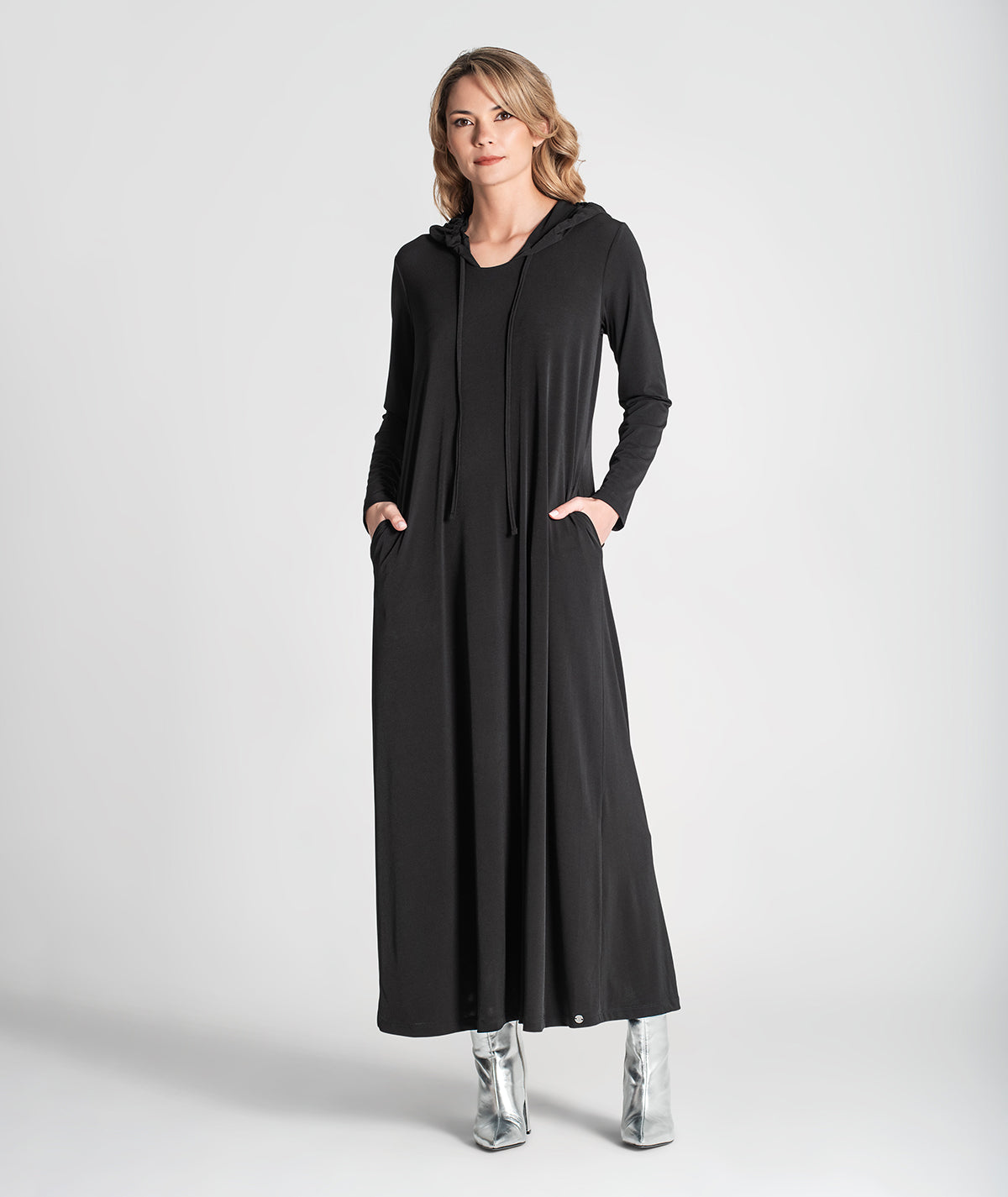 Vestido com capucho 6312