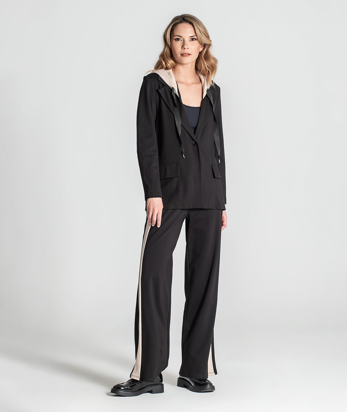 Blazer com capucho 6317