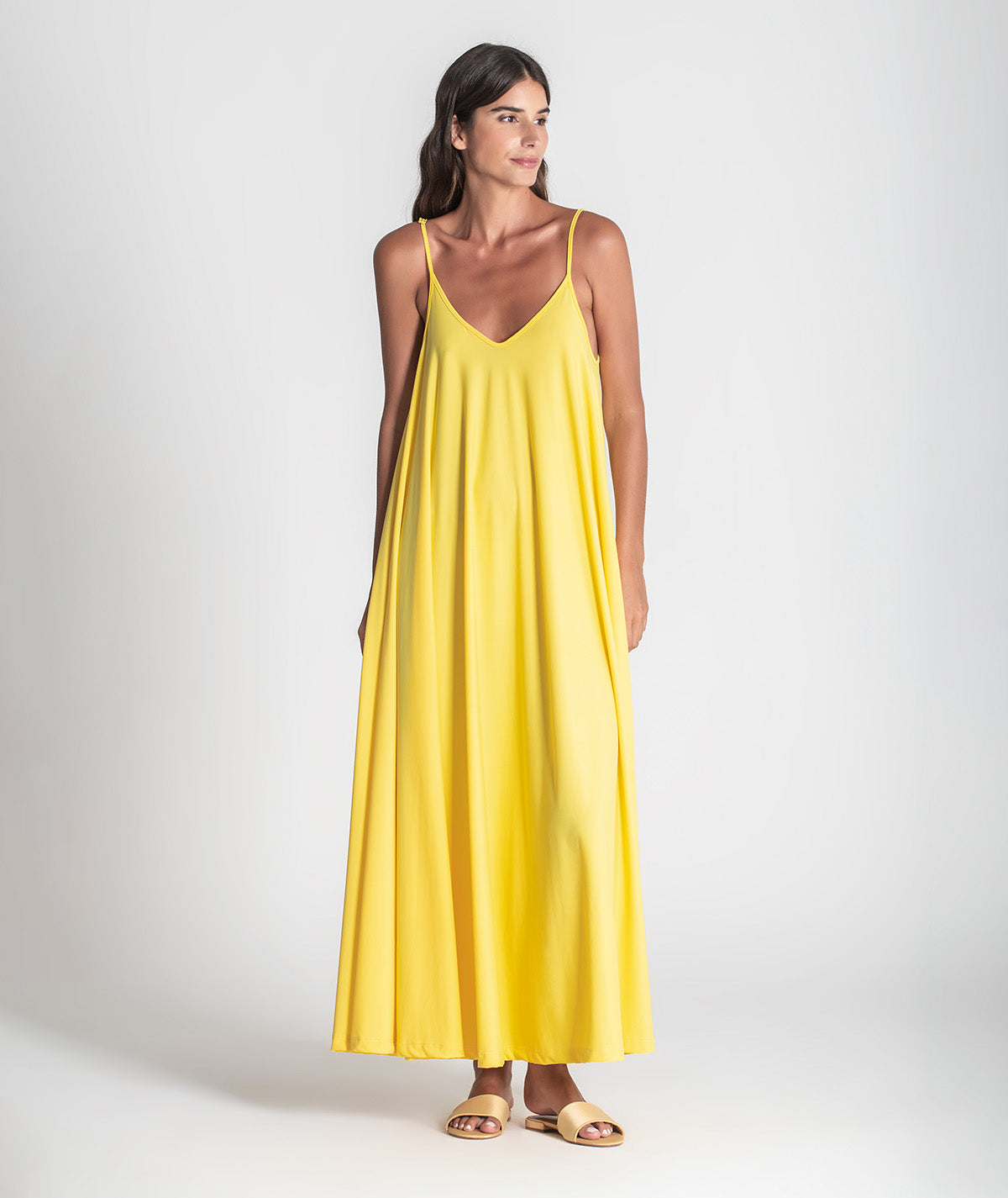 Vestido comprido com alças ajustáveis 6369