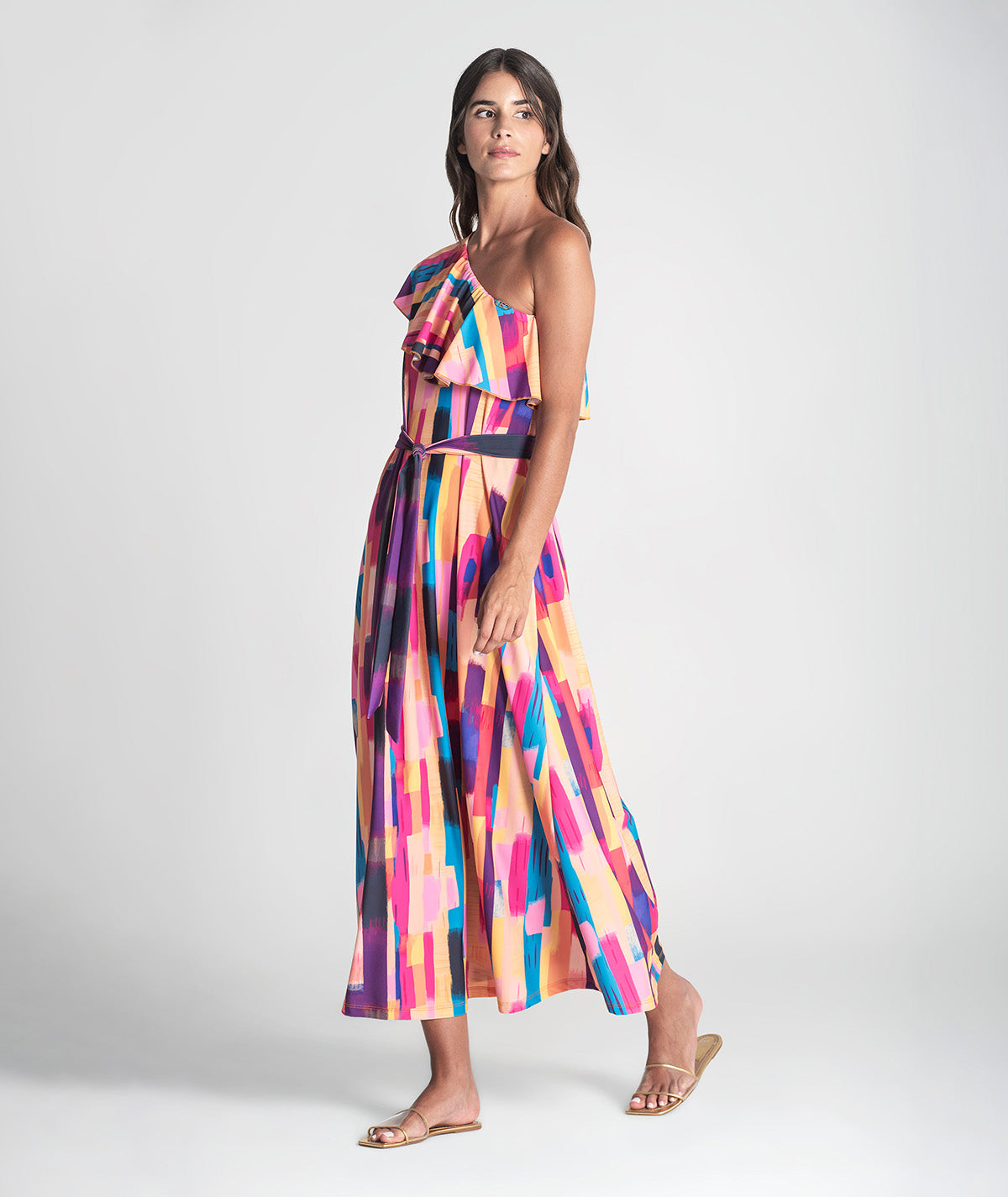 Vestido com folho no decote e padrão
colorido 6380