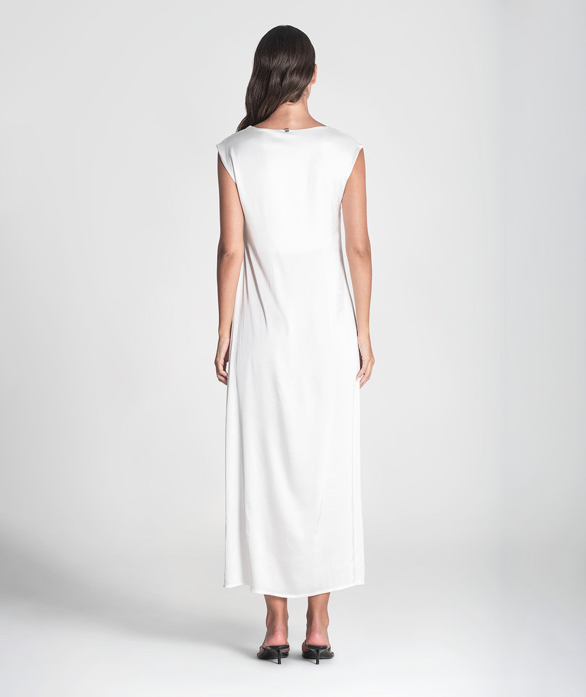 Vestido decote em v acetinado 6386