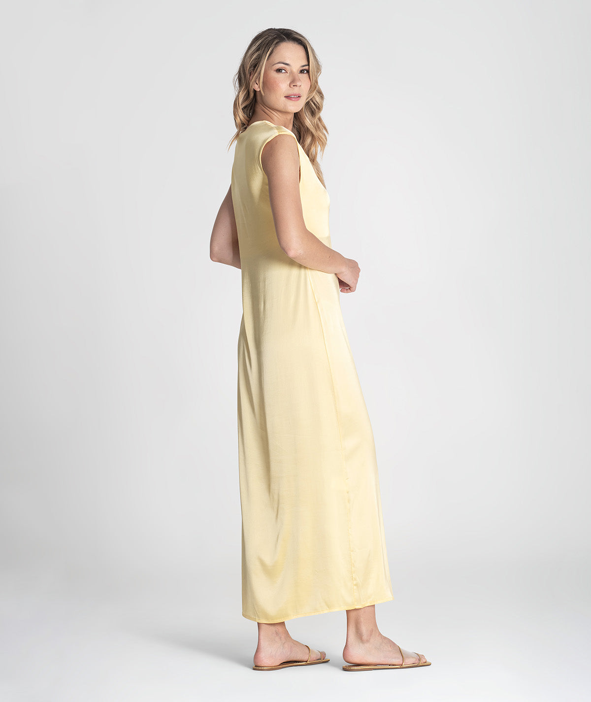 Vestido decote em v acetinado 6386