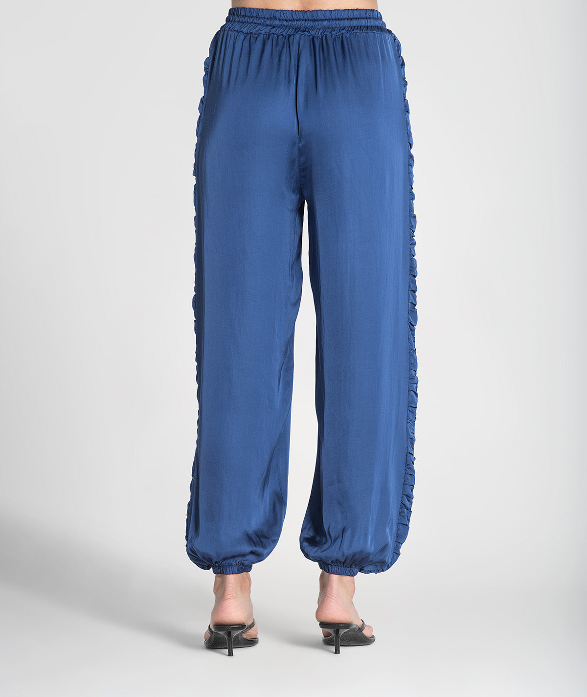 Calças com cordão e folhos laterais 6389