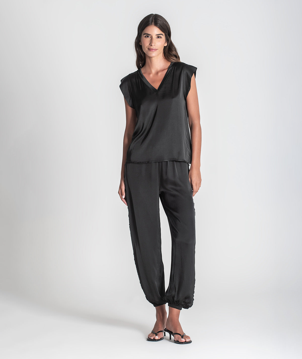 Calças com cordão e folhos laterais 6389