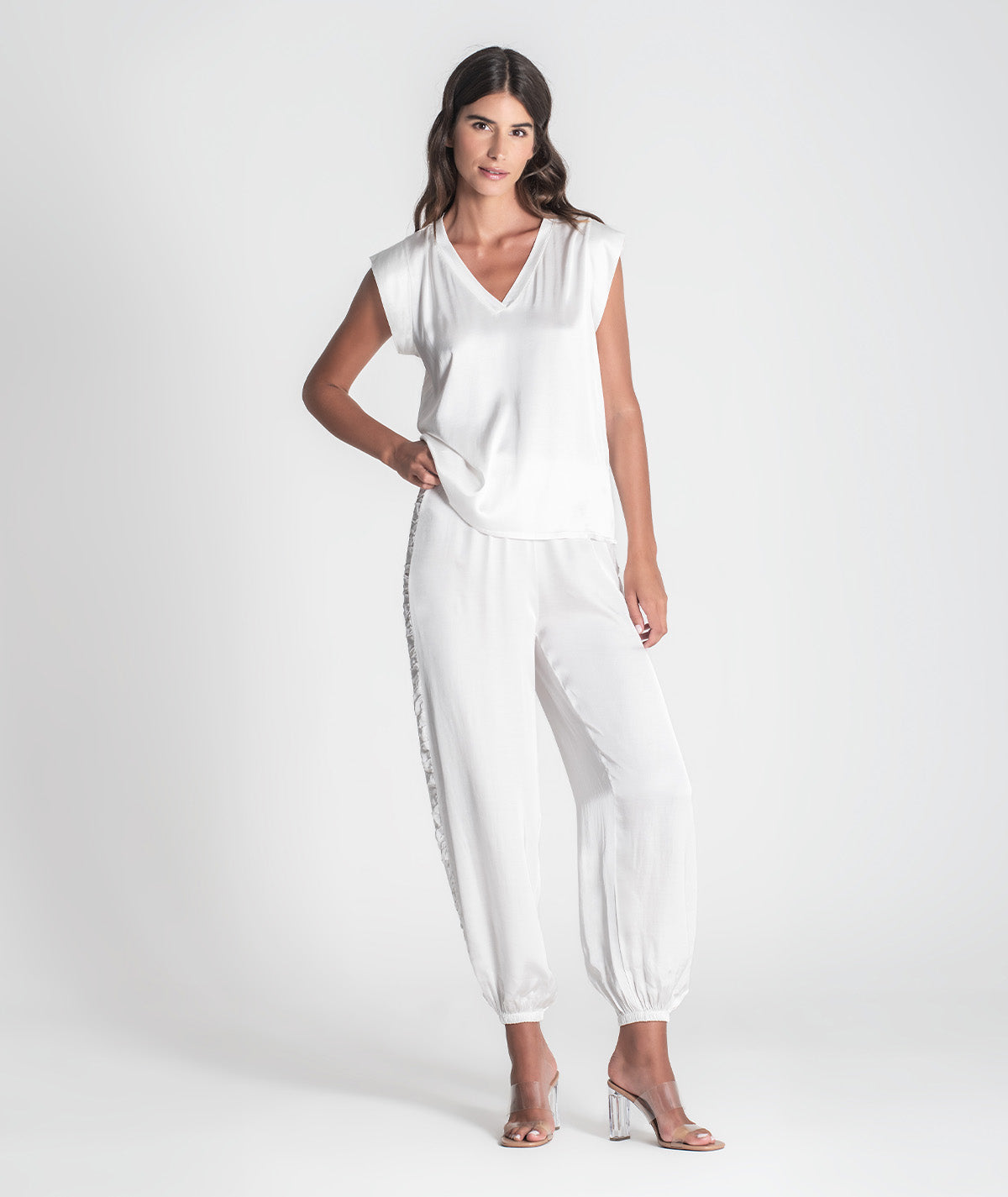 Calças com cordão e folhos laterais 6389