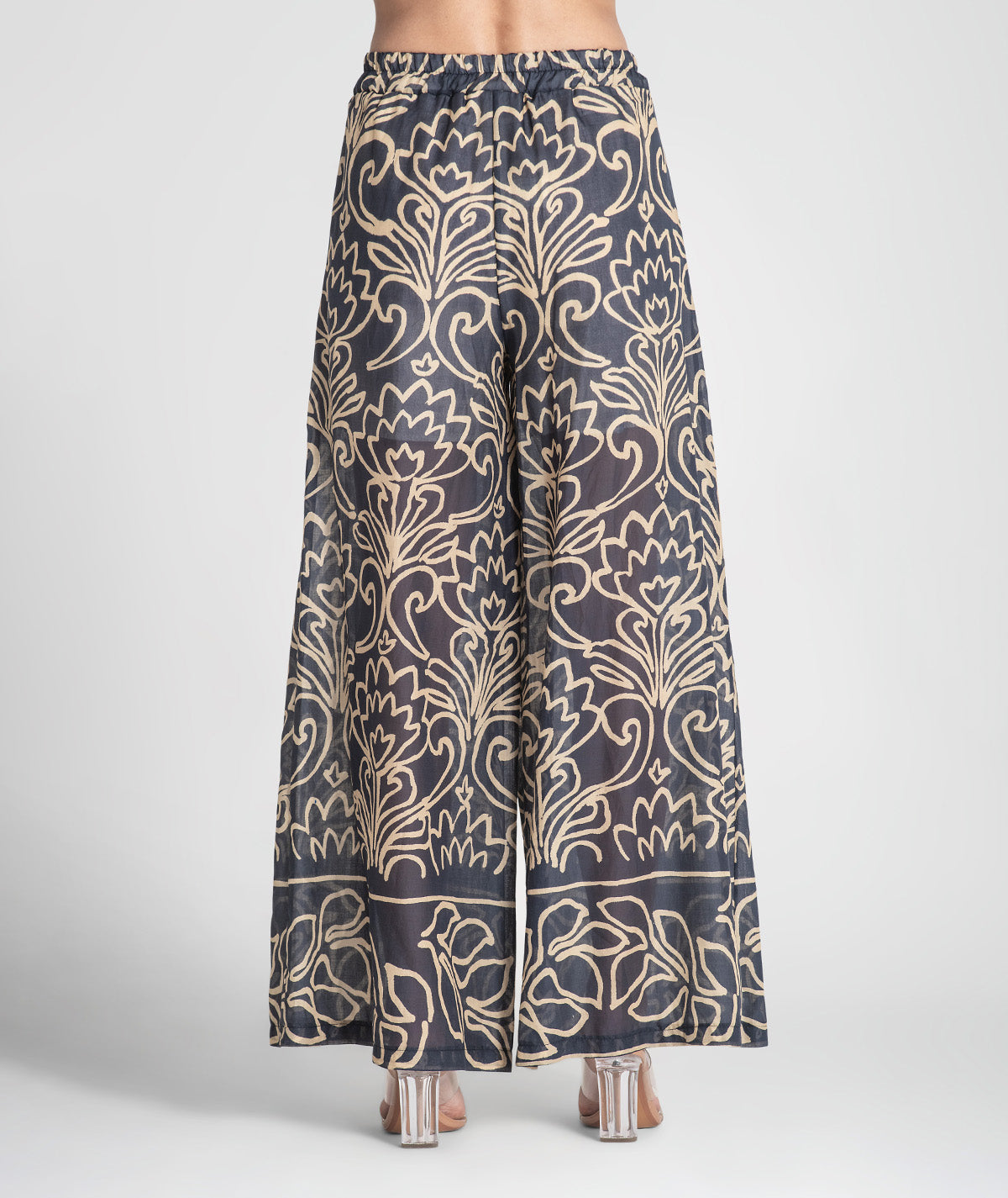 Calças com padrão 6410