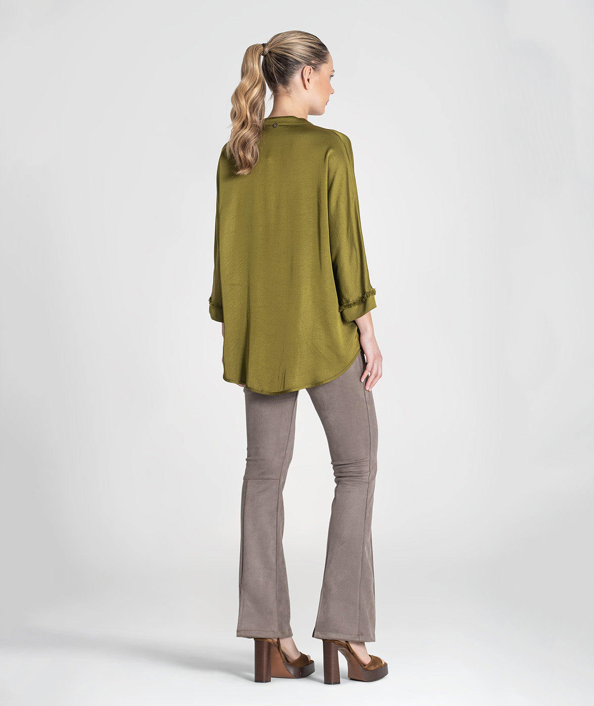 Camisa com botões 6419