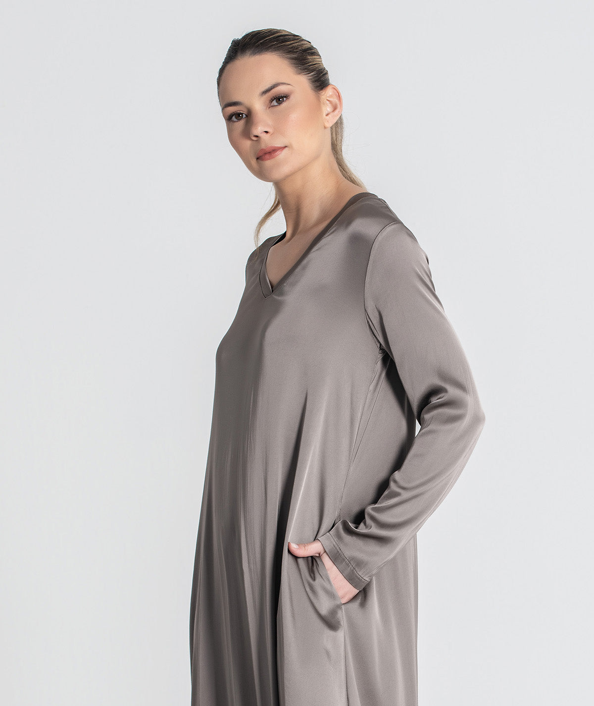 Vestido comprido de decote em v 6426