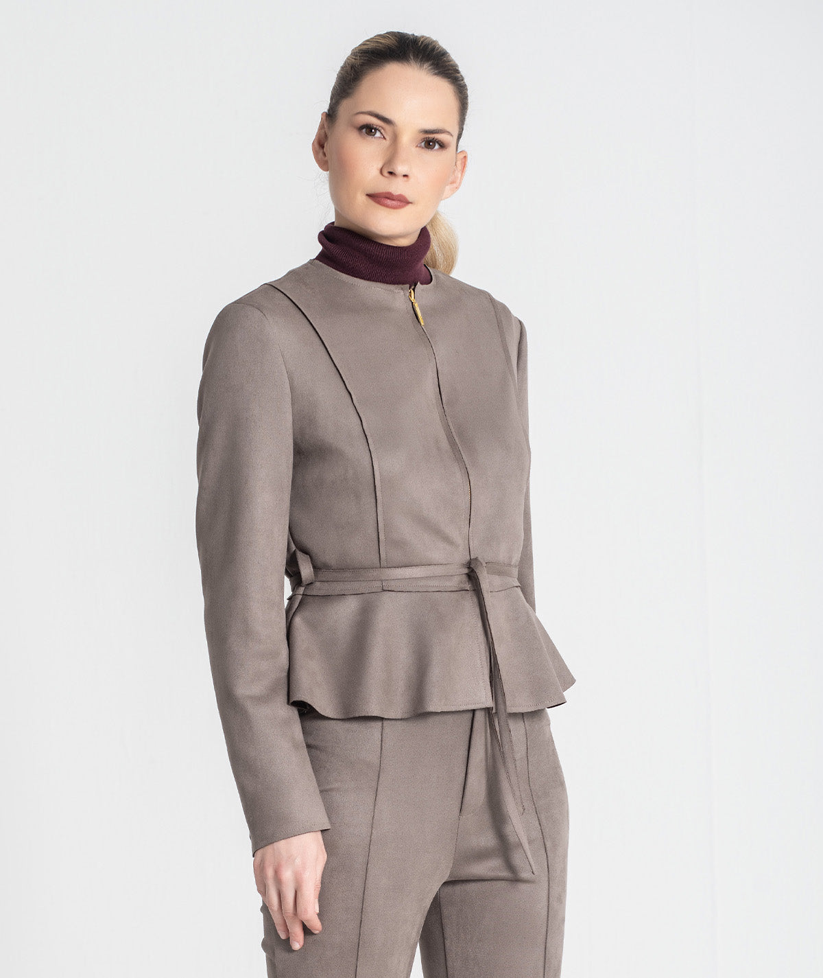 Casaco curto com cinto 6436