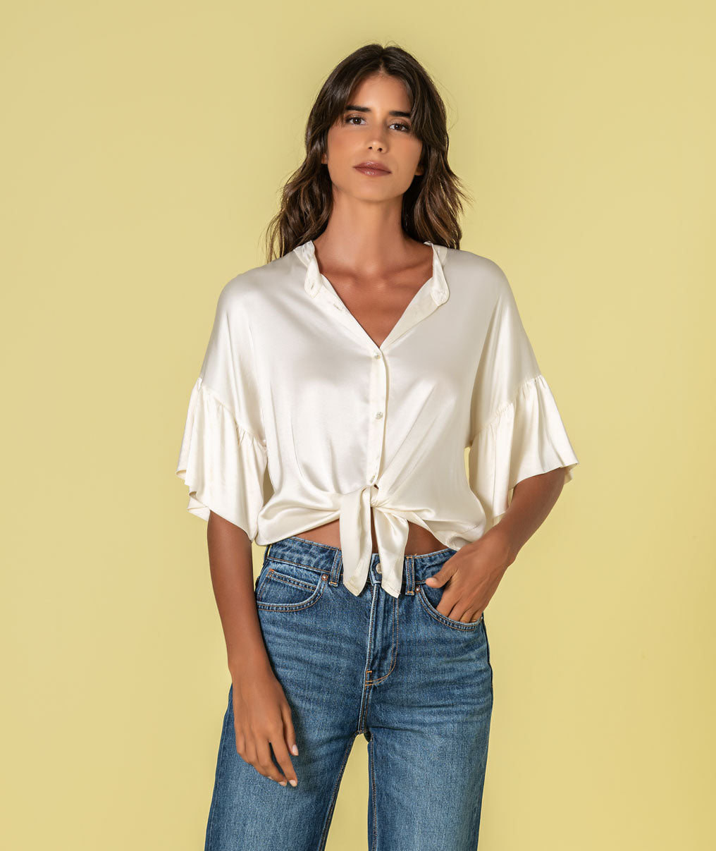 Satin blouse with buttons and knot at the front 6480