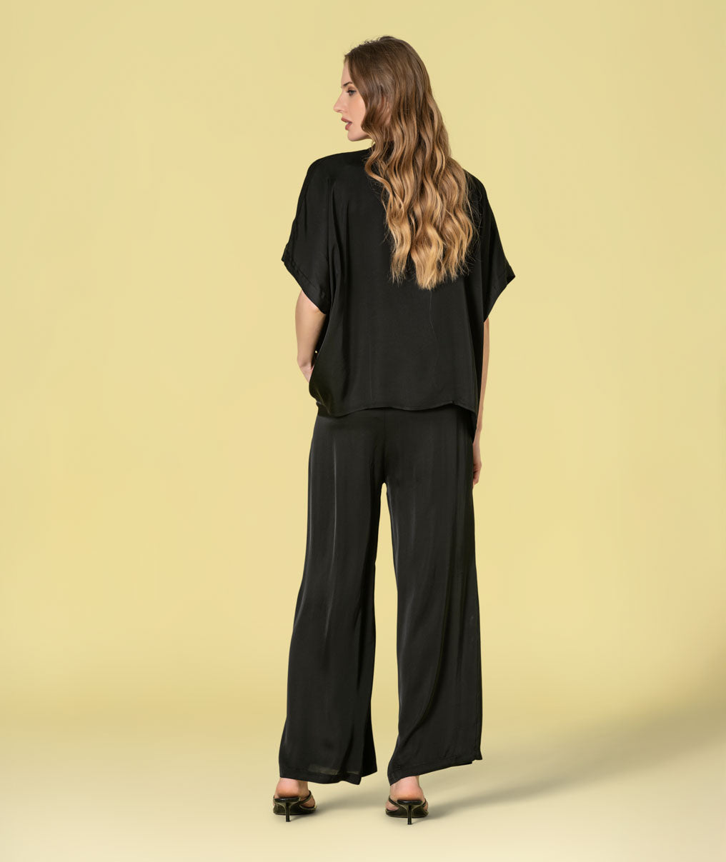 Satin short-sleeved blouse 6481