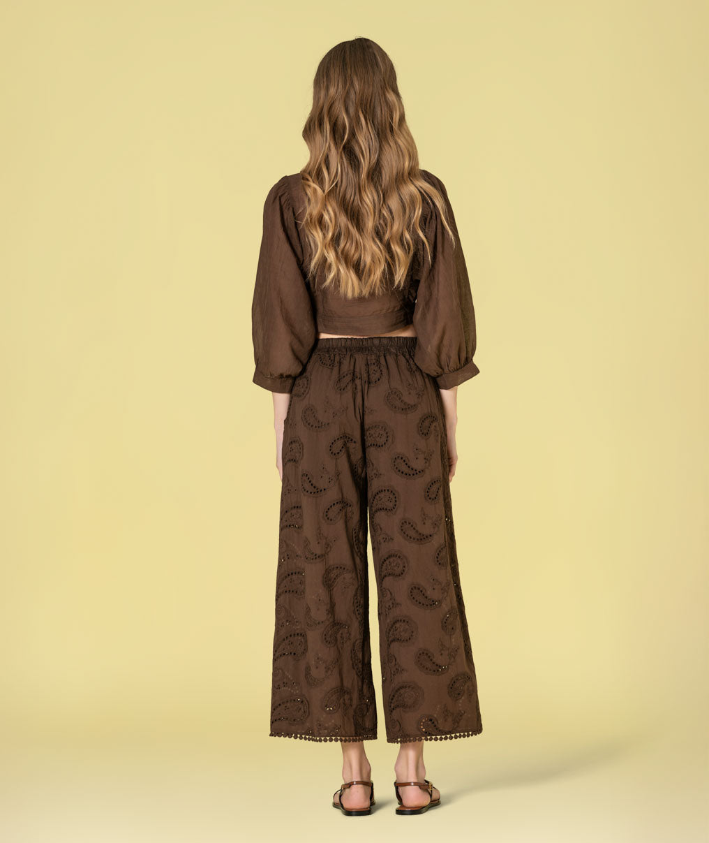 Blusa bordado inglês com botões 6510