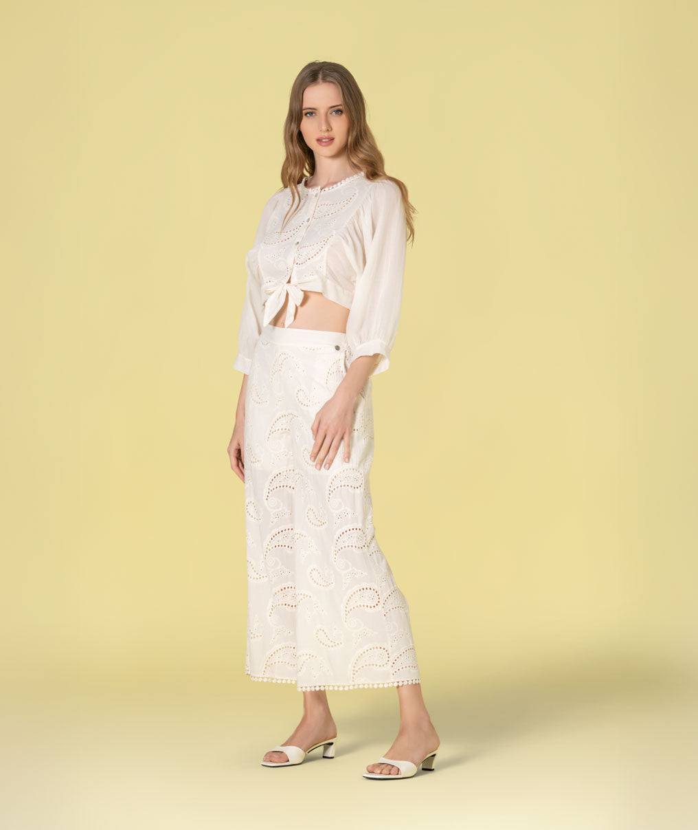 Blusa bordado inglês com botões 6510