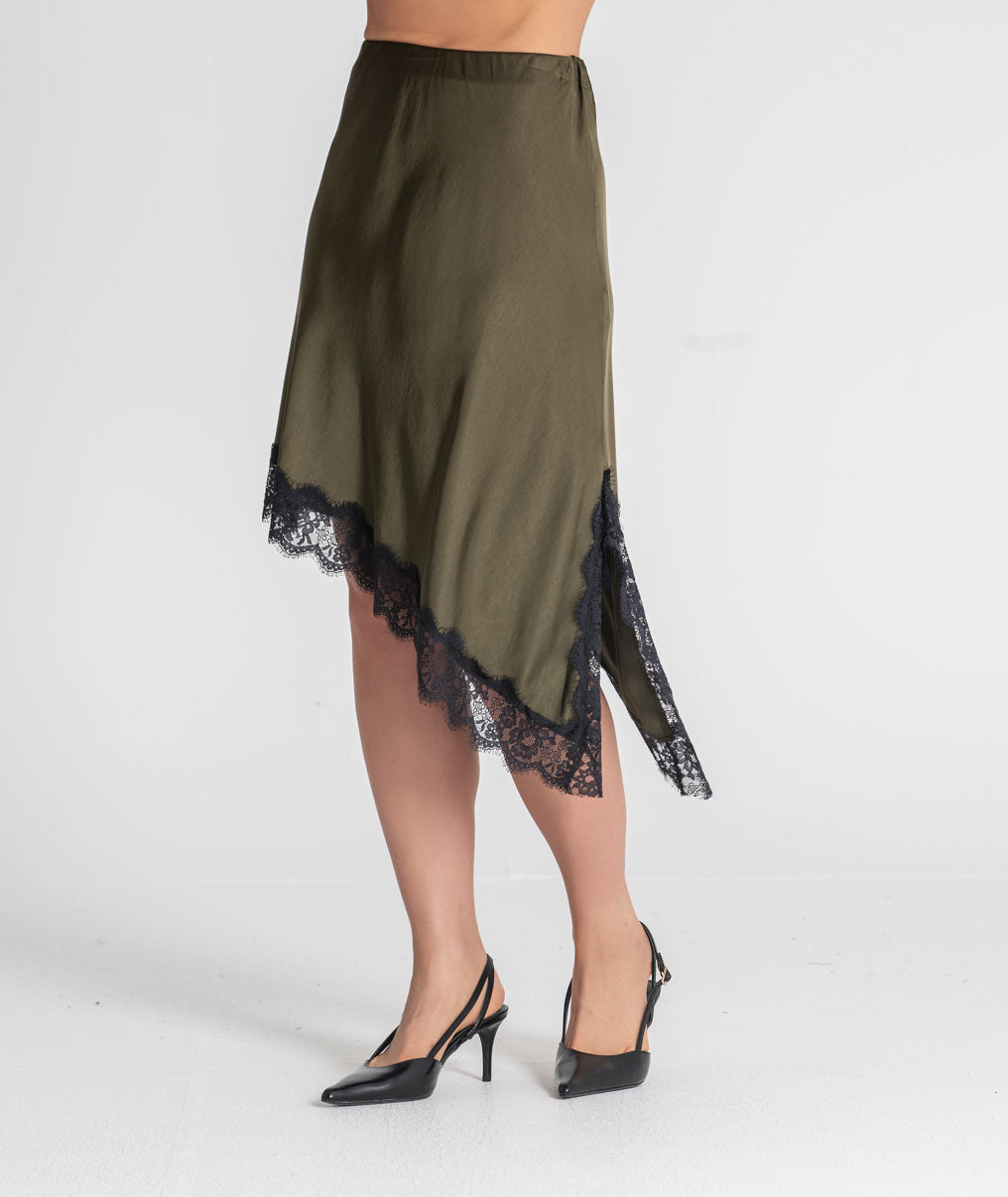 Satin skirt with lace 6520