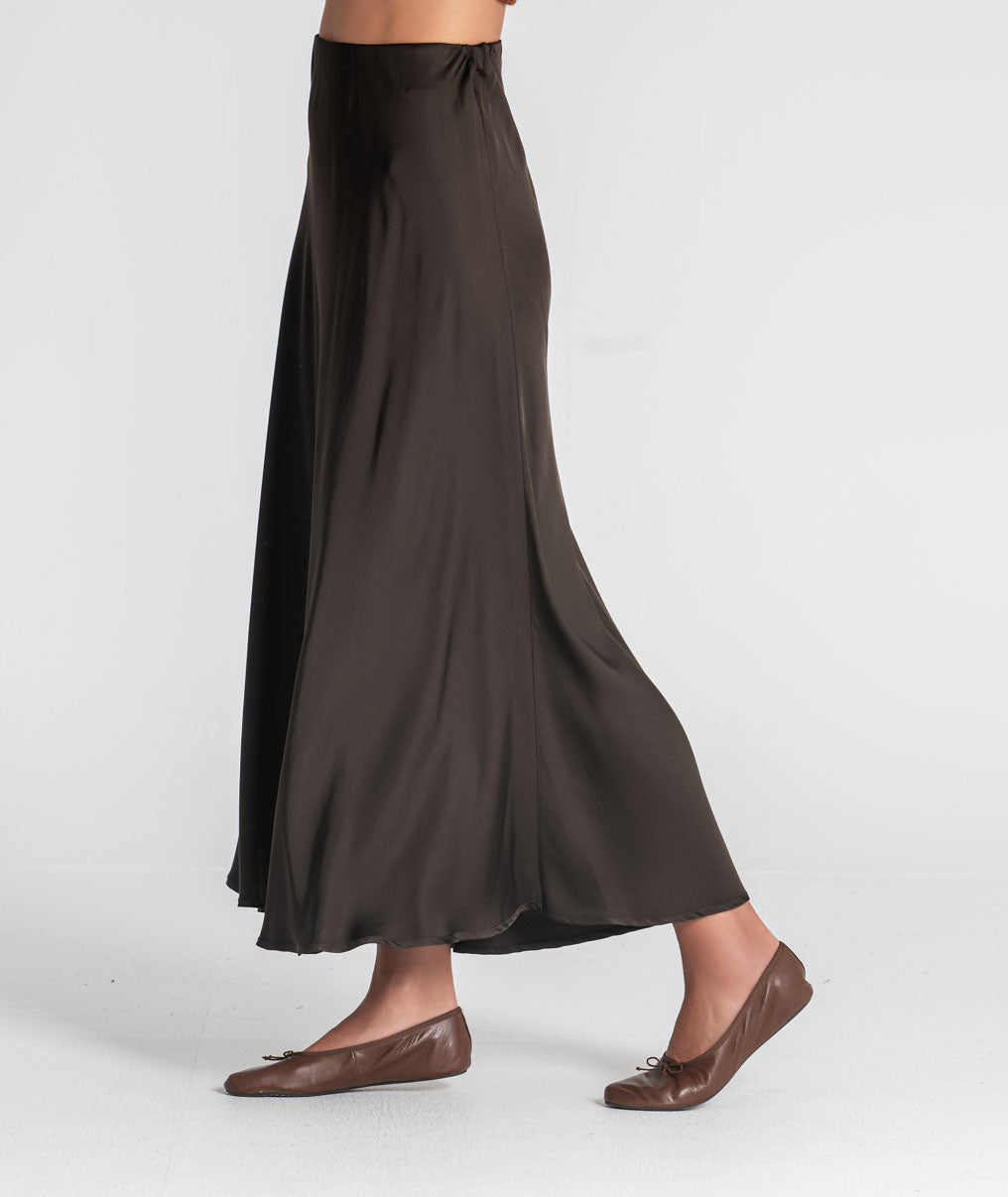 Long satin skirt 6523