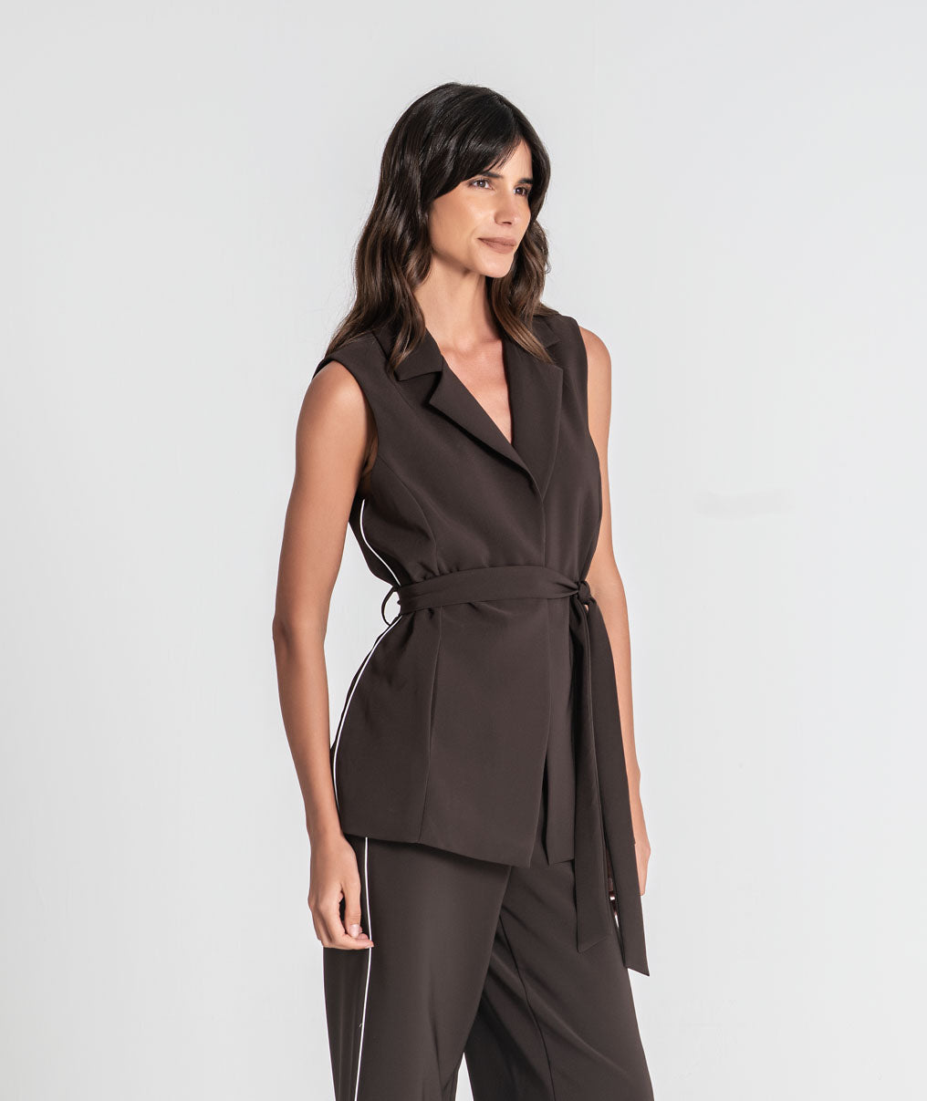 Waistcoat with belt and side stripe 6531