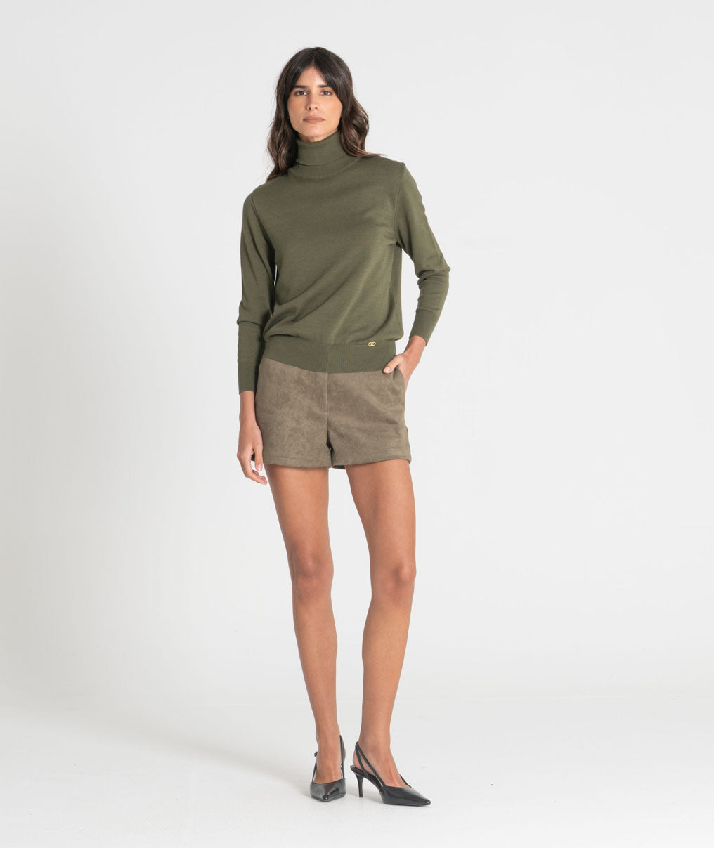 Shorts with button and zip 6543
