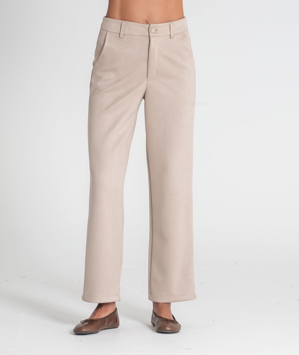 Trousers with covered button 6545