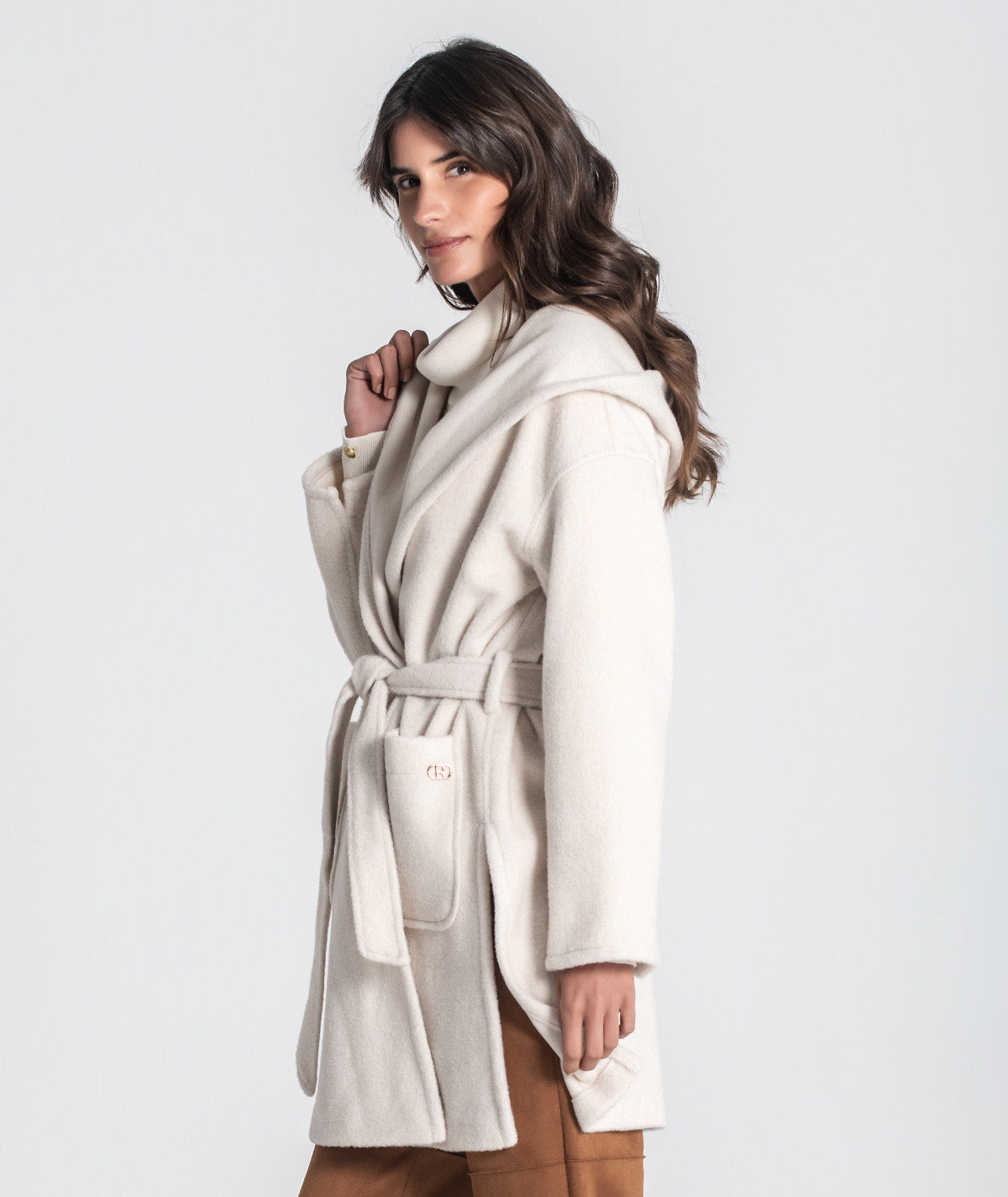 Casaco com cinto ajustável C201