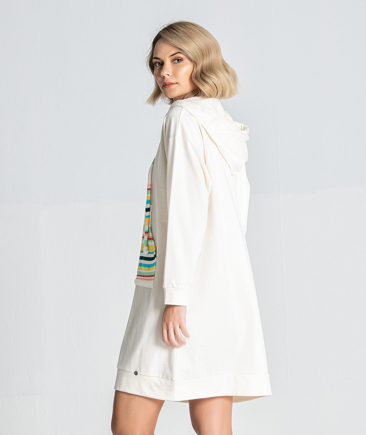 Vestido com bolso tricot F027