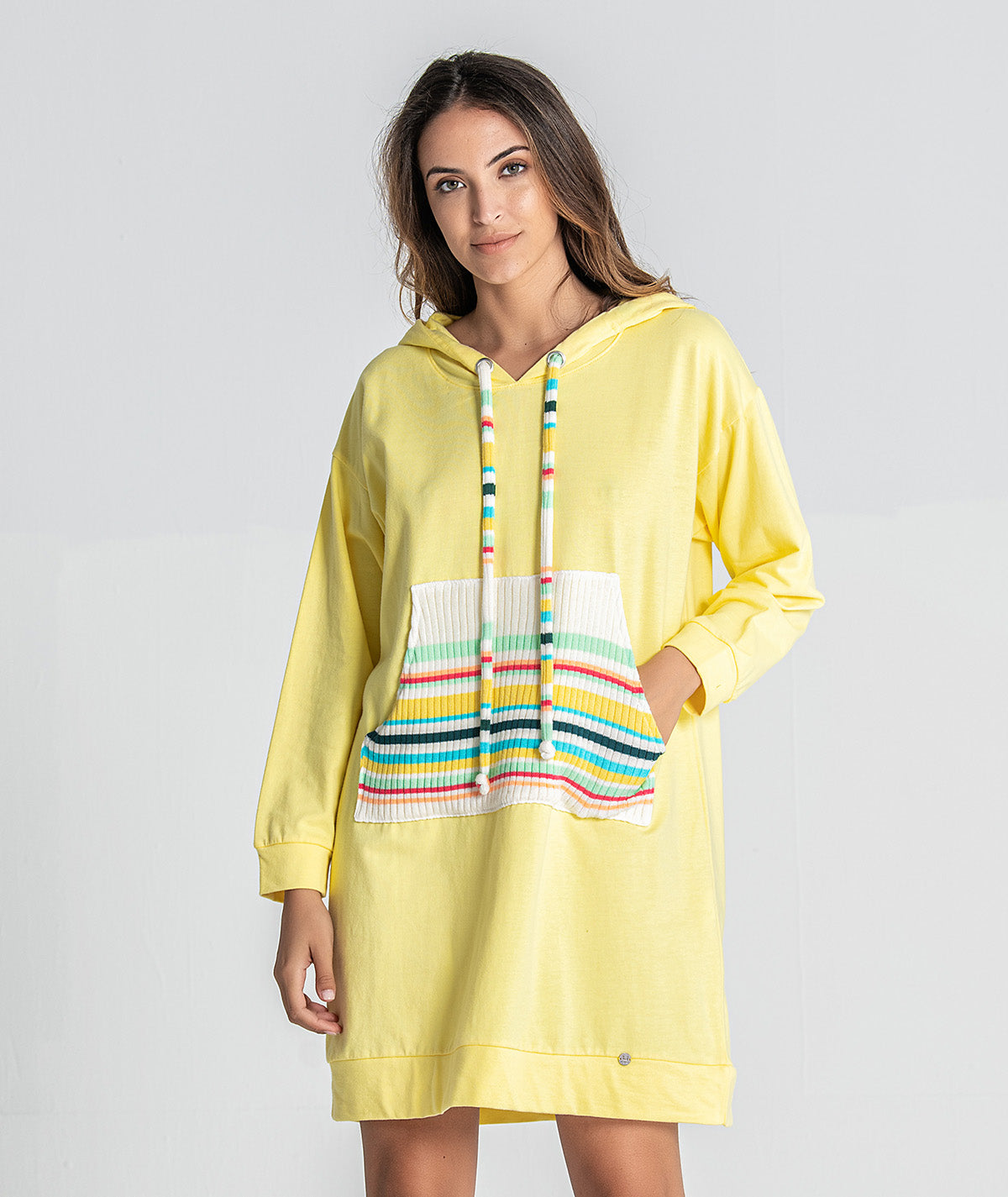 Vestido com bolso tricot F027