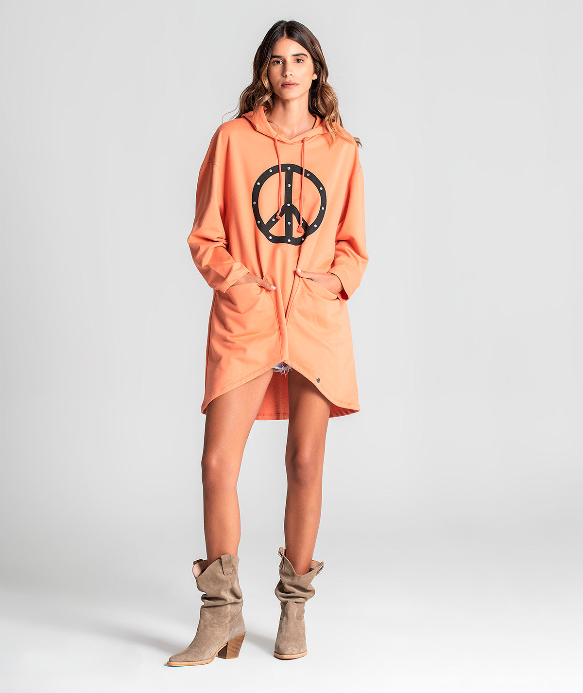 Sweater em felpa motivo peace F043