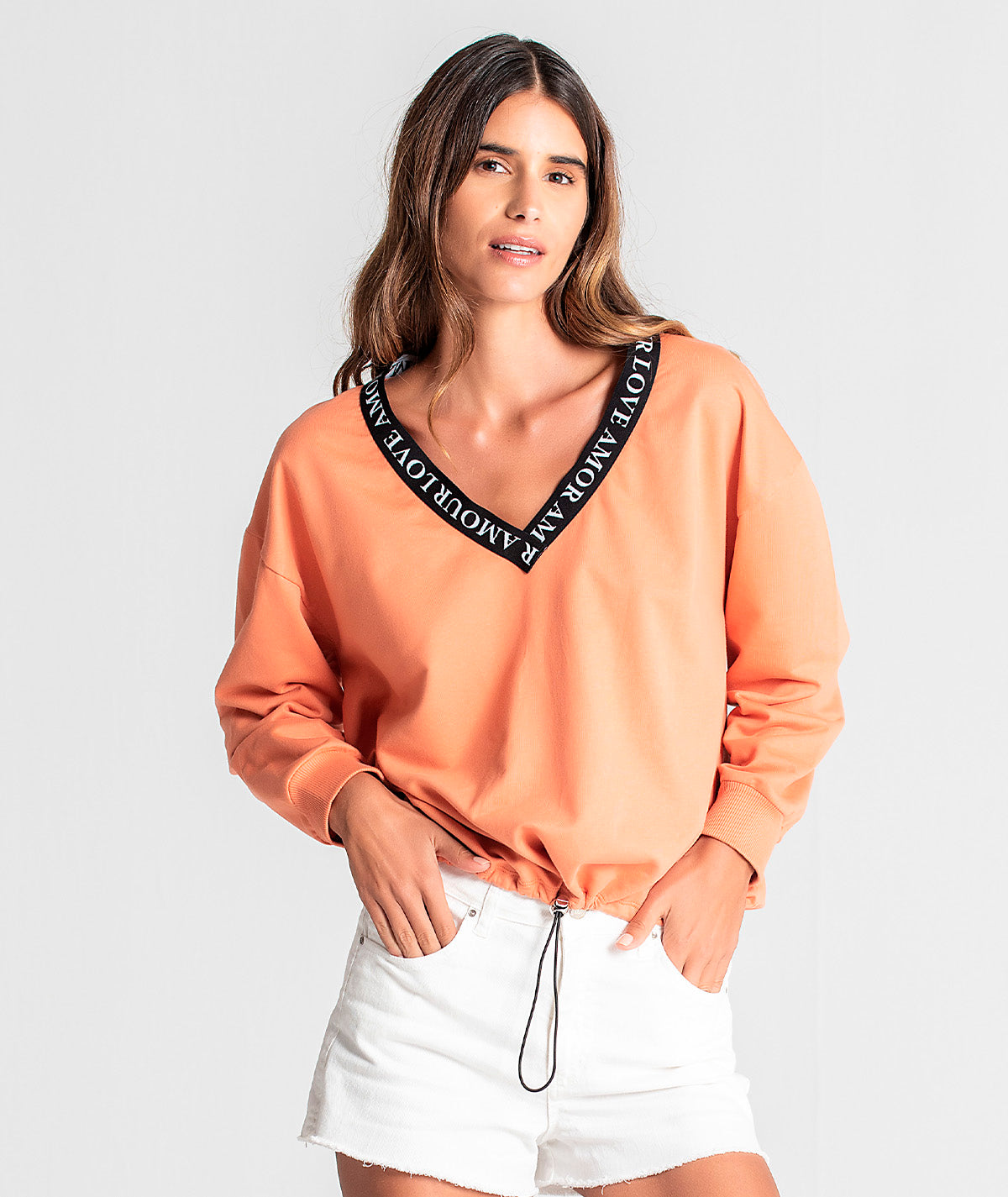 Sweater em felpa com elástico love F045