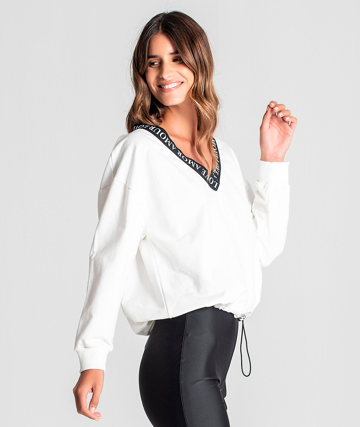 Sweater em felpa com elástico love F045