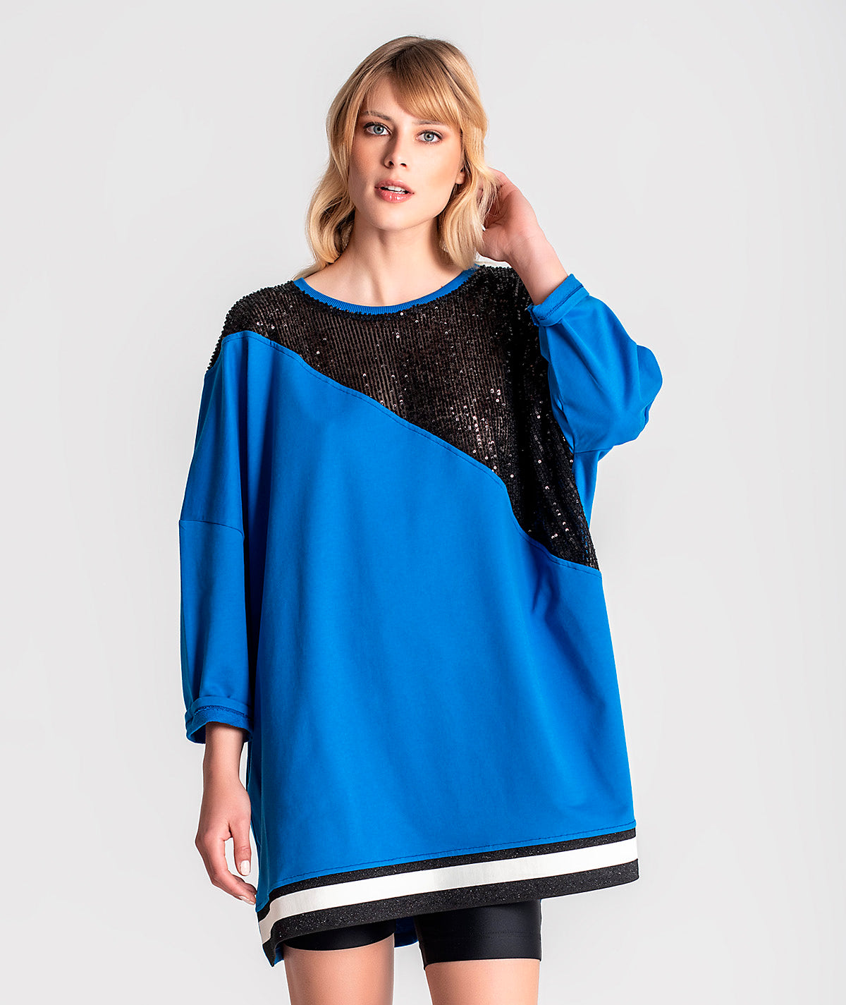 Sweater oversize com lantejoulas F050
