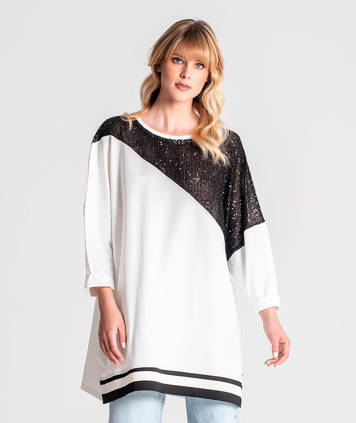 Sweater oversize com lantejoulas F050
