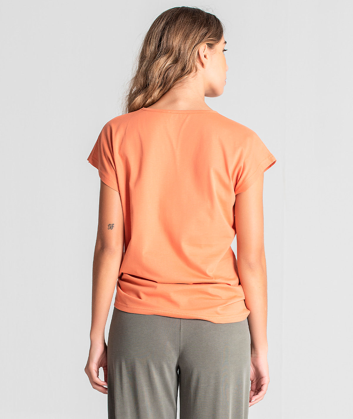 T-shirt motivo love T068