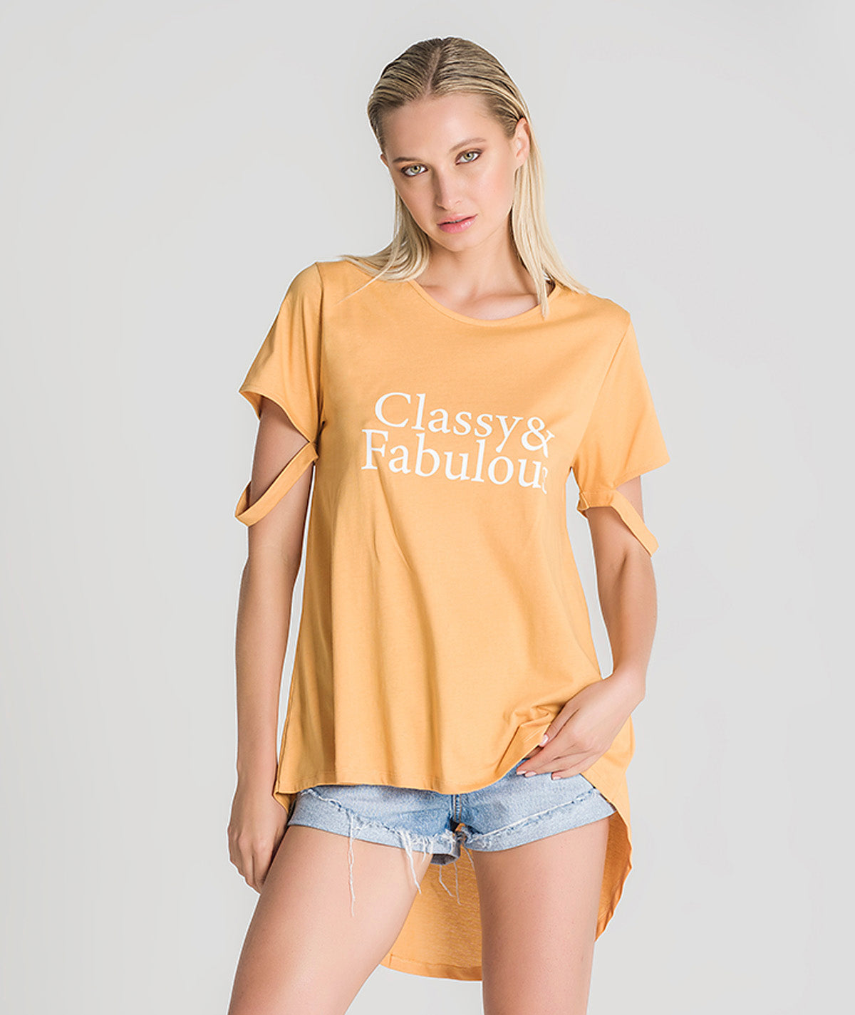 T‐shirt assimétrica "Classy & Fabulous" T077