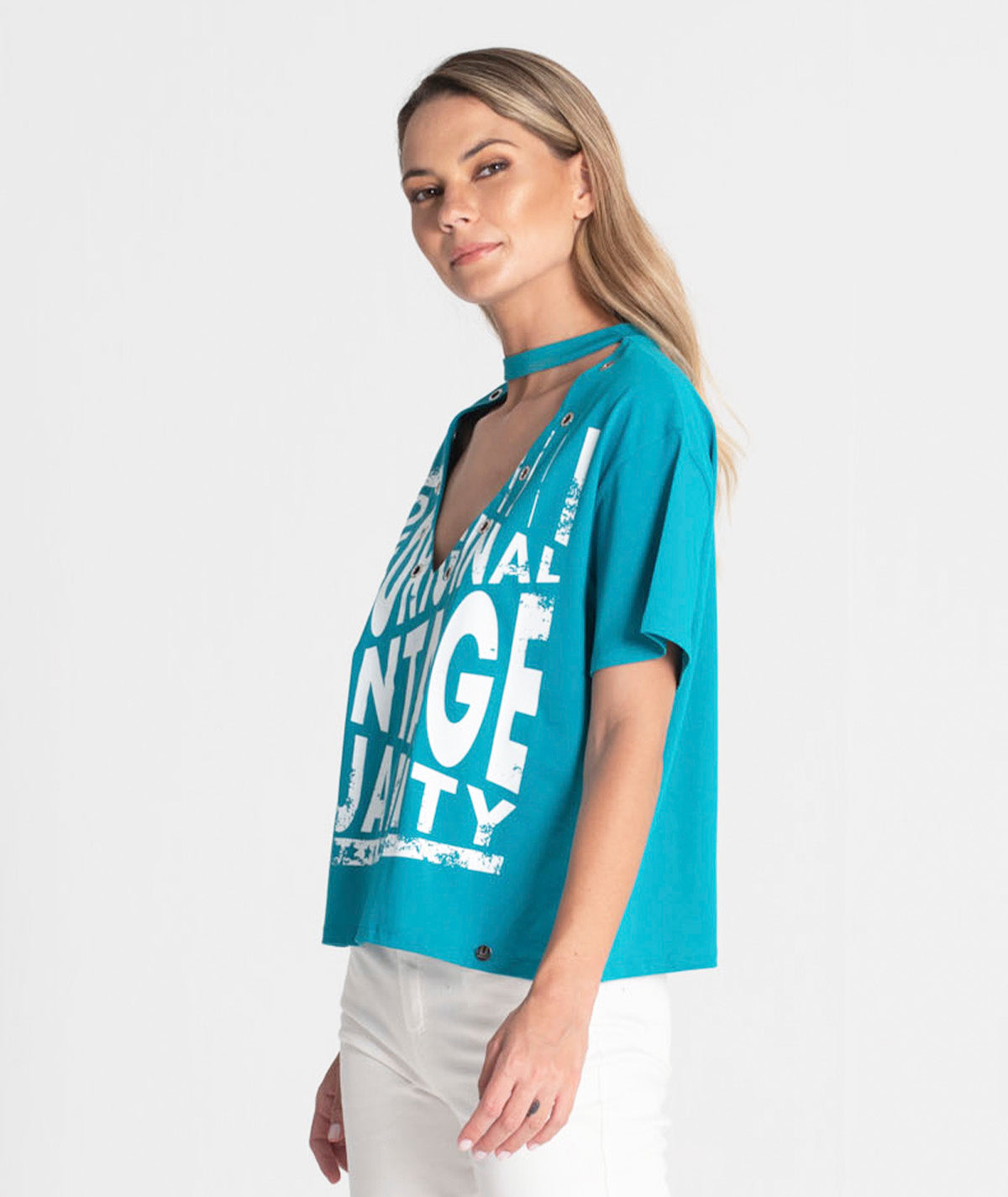 T‐shirt com ilhós e estampado T078