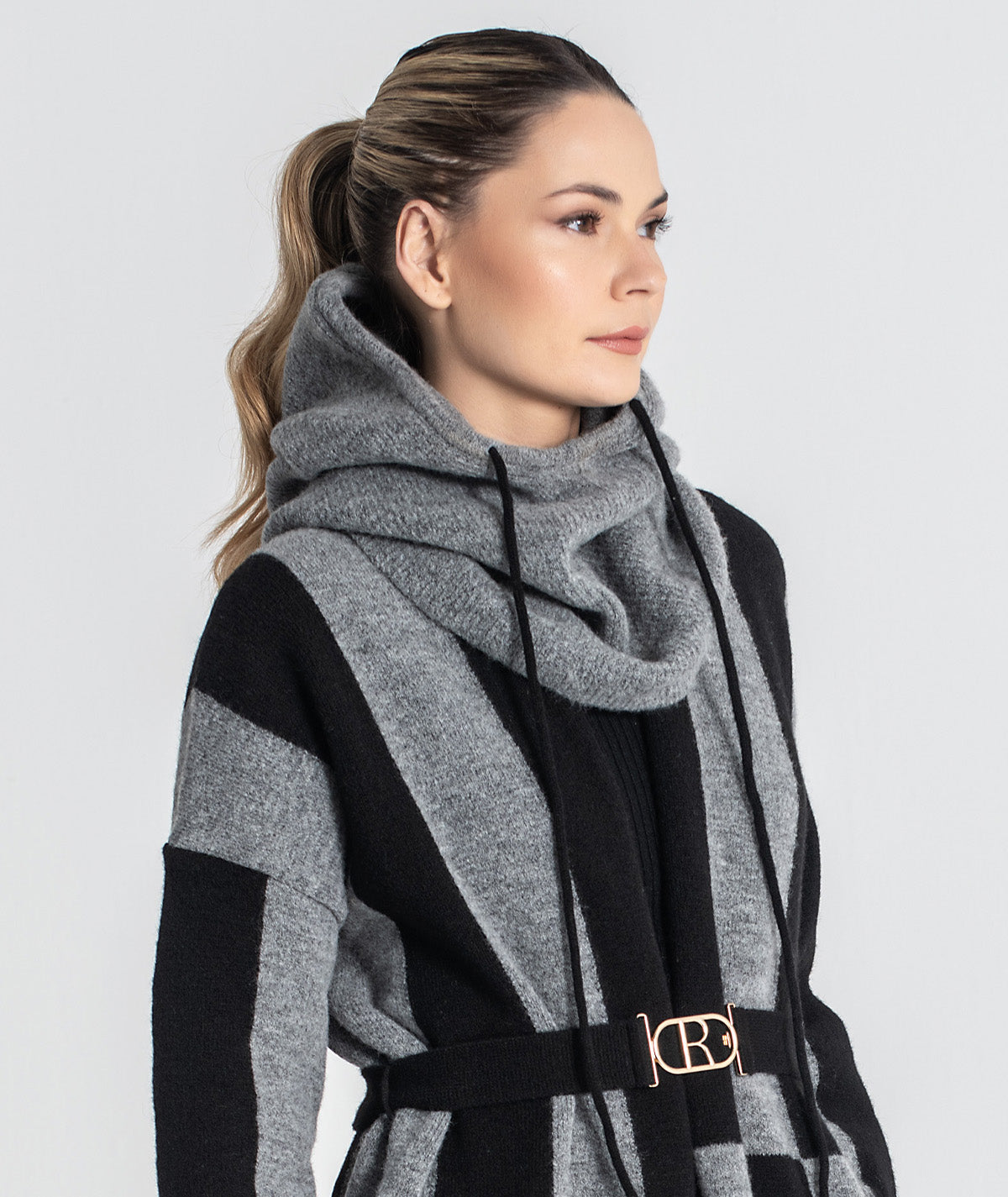 Balaclava com cordão A056