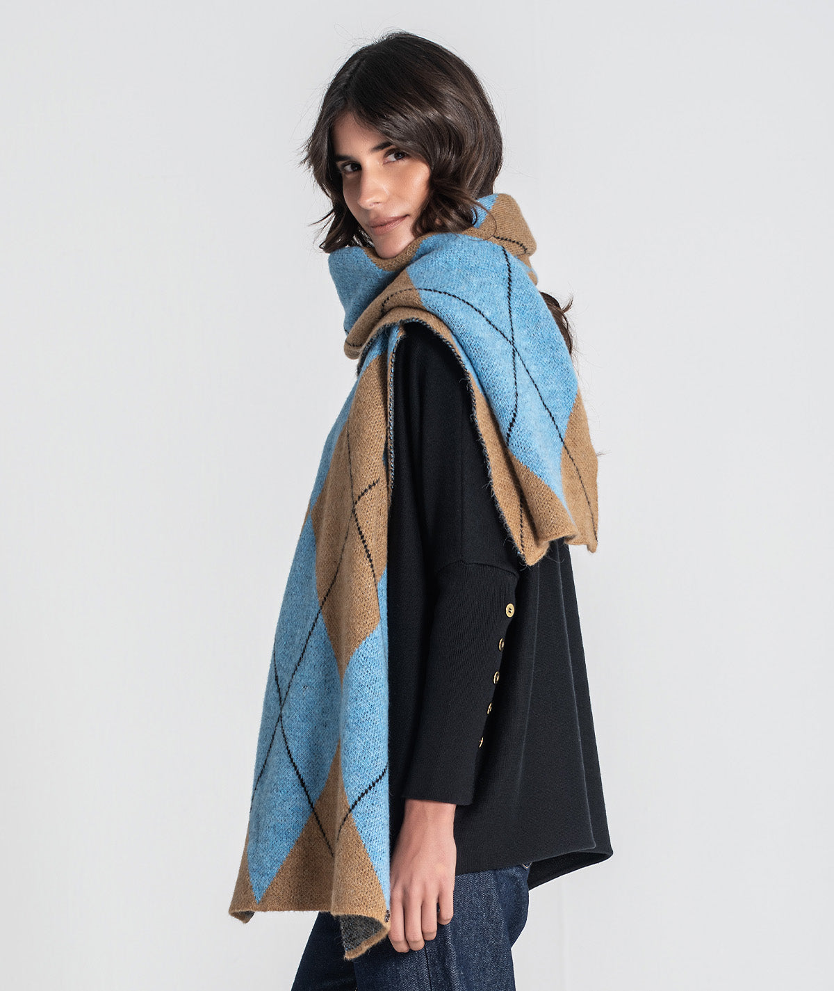Diamond pattern scarf A059