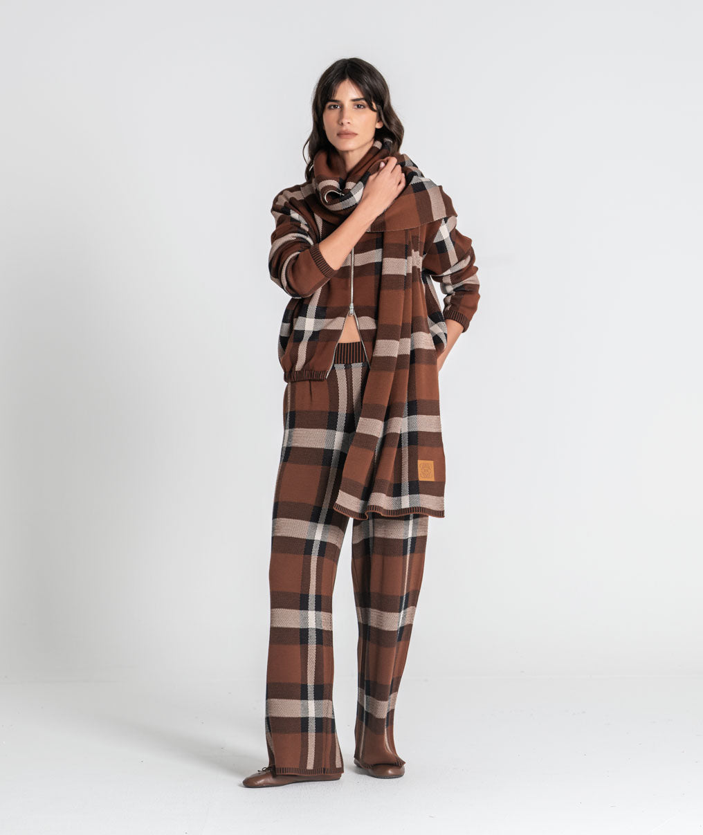 Checked scarf A069